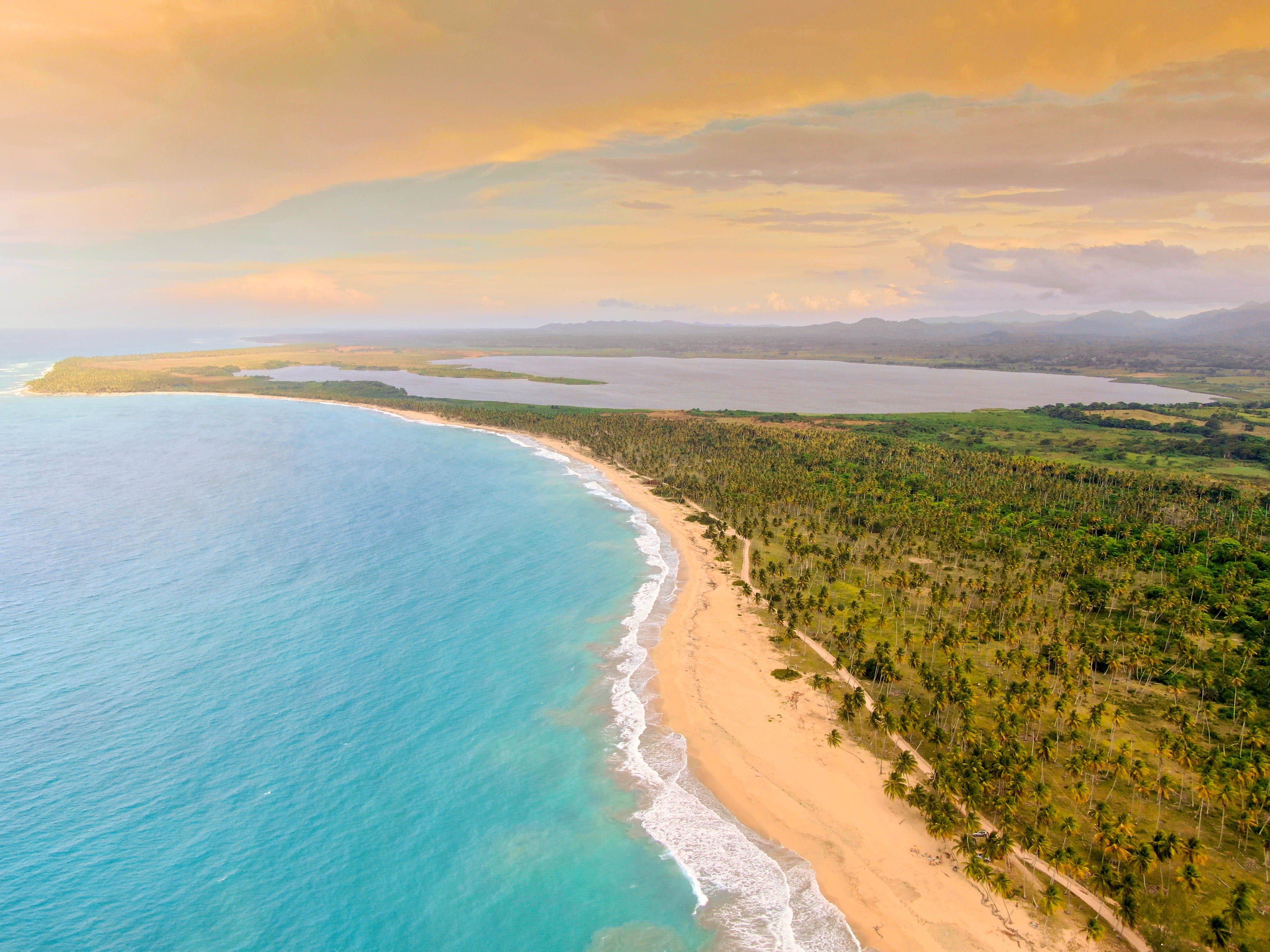 Playa virgen de Miches – costa sin turistas a 1 hora de Punta Cana en auto